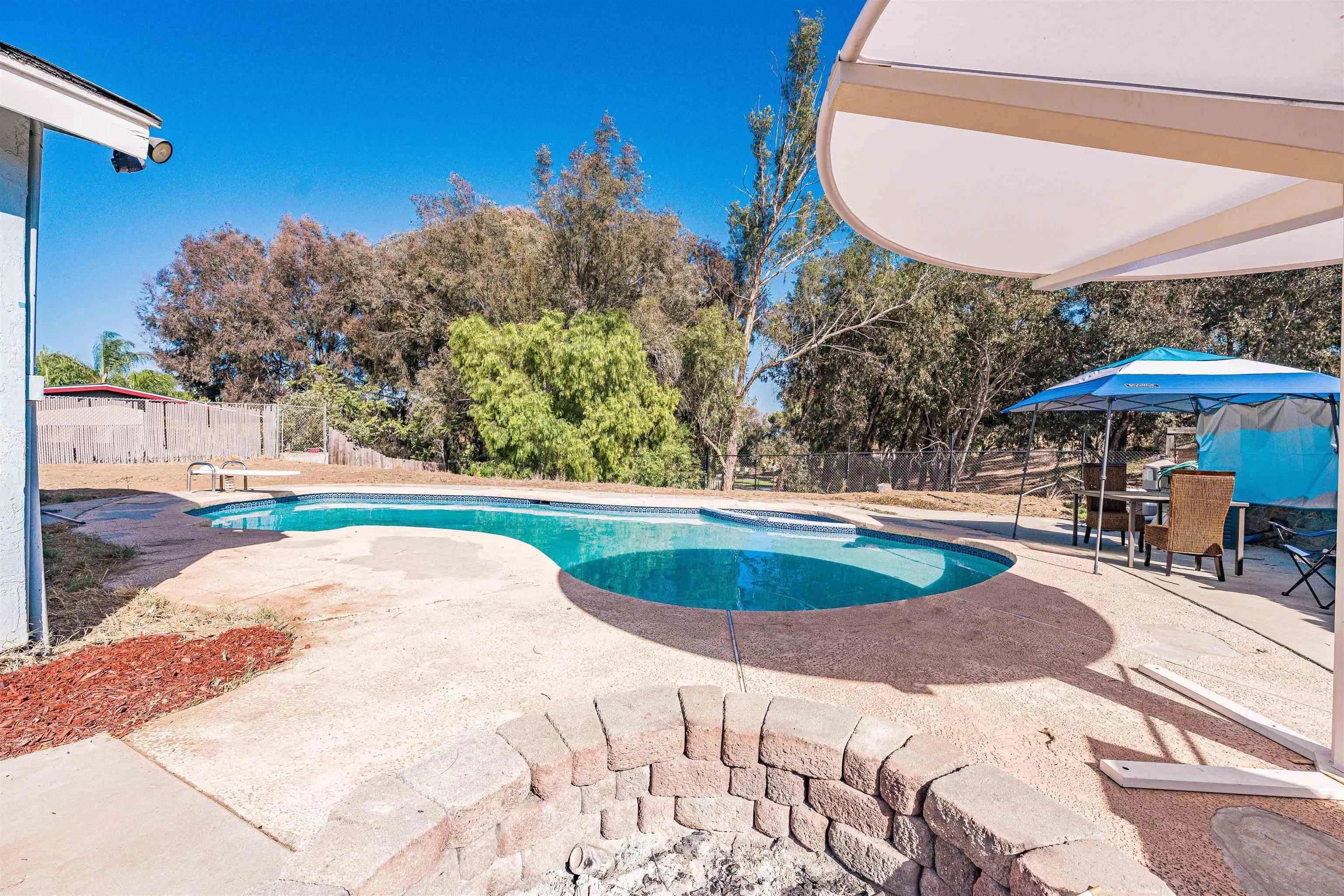 587 Augusta Dr.