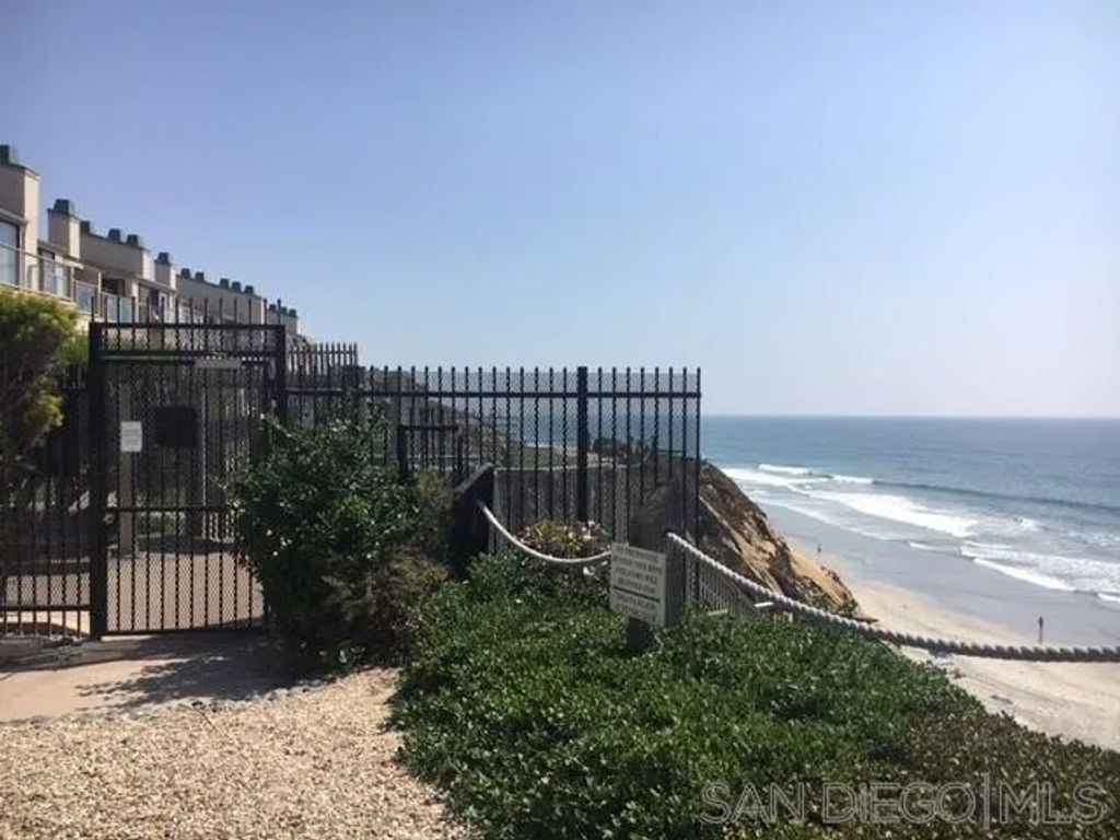 Photo of 429 S Sierra #148, Solana Beach, CA 92075 (MLS # 260002087)