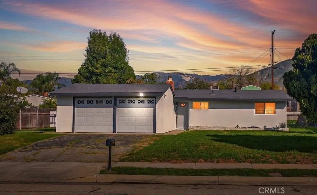 Photo of 26960 14Th St, Highlands, CA 92346 (MLS # IG26004193)