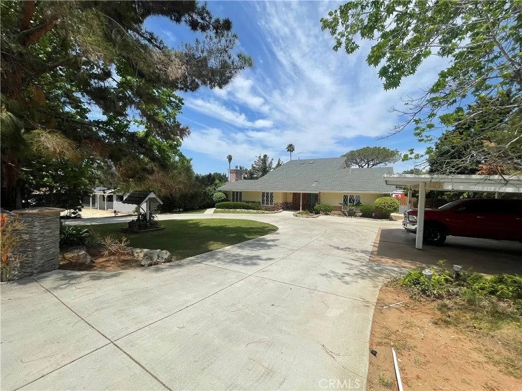 724 Barsby