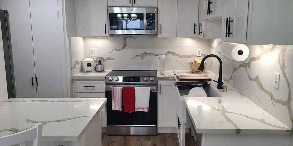 Photo of 546 Via de la Valle #F, Solana Beach, CA 92075 (MLS # 260005699)