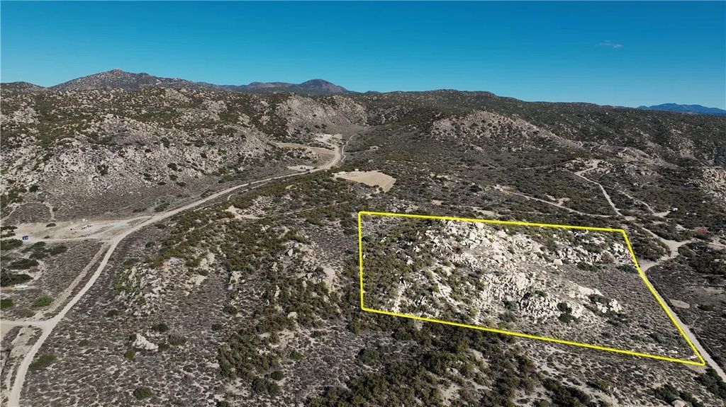 Photo of 4 Indian Trails, Aguanga, CA 92536 (MLS # SW25243672)