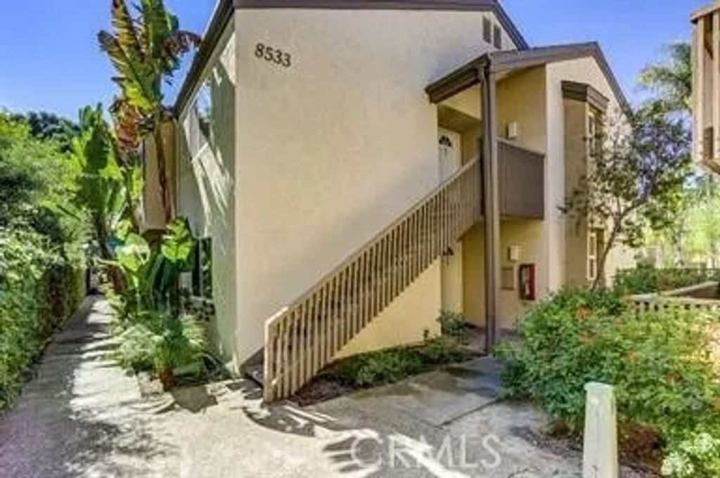 Photo of 8533 Villa La Jolla Dr #F, La Jolla, CA 92037 (MLS # WS26026922)