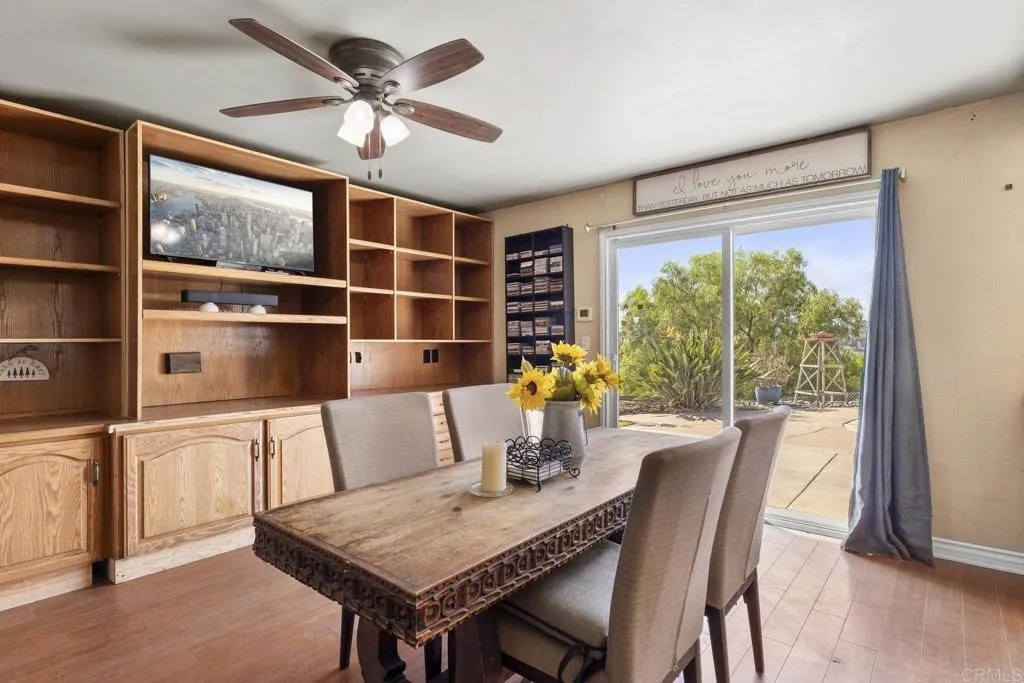 734 Brass Lantern Road