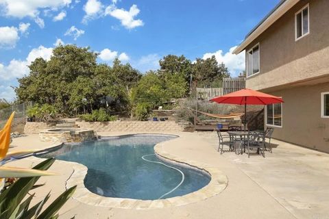 Tiny photo for 734 Brass Lantern Road, San Marcos, CA 92069 (MLS # NDP2510204)