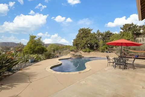Tiny photo for 734 Brass Lantern Road, San Marcos, CA 92069 (MLS # NDP2510204)