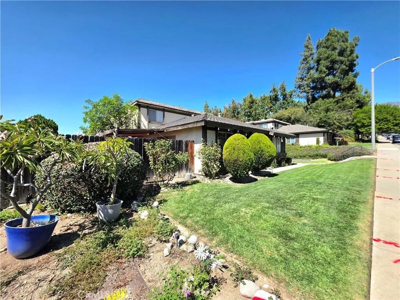 1011 Cotter Avenue 12A