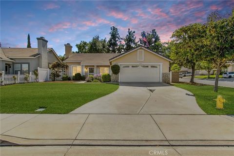 Photo of 19385 Stonewood Ln, Lake Elsinore, CA 92530 (MLS # SW26056596)