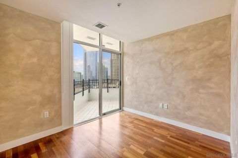 Tiny photo for 700 W Harbor Dr #1306, San Diego, CA 92101 (MLS # 250038407)