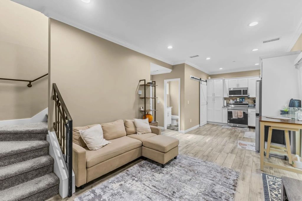 Photo of 903-5 Concepcion Ave, Spring Valley, CA 91977 (MLS # 250043395)