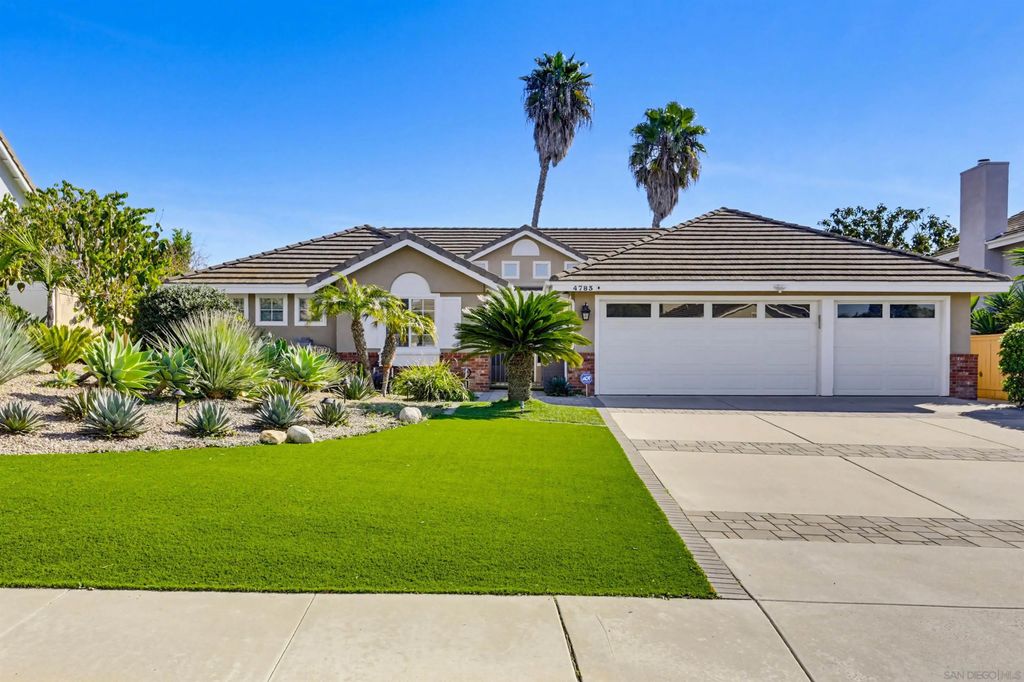 Photo of 4783 Marblehead Marblehead Bay Drive, Oceanside, CA 92057 (MLS # 260002406)