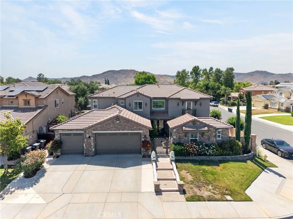 Photo of 428 Oriole Rd, San Jacinto, CA 92582 (MLS # IG26107194)