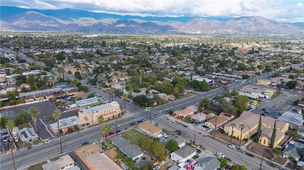 Photo of 0 W 9th, San Bernardino, CA 92401 (MLS # CV25265226)