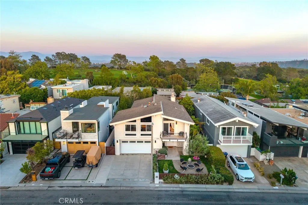 956 Tia Juana