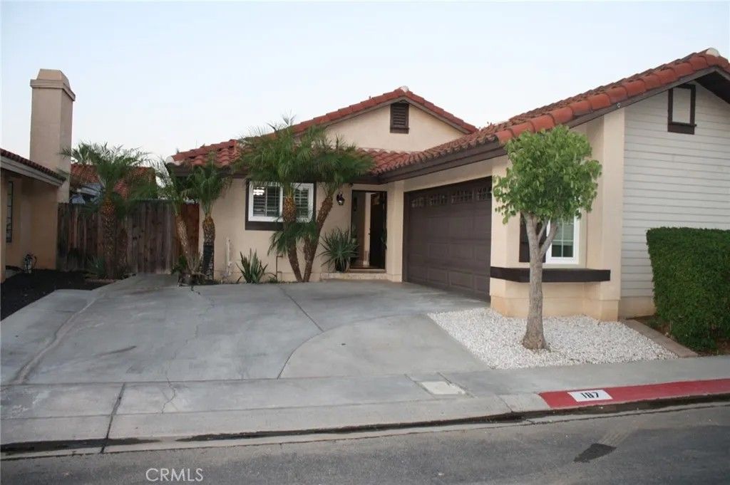 Photo of 187 Mistletoe Drive, Corona, CA 92879 (MLS # PW26128353)