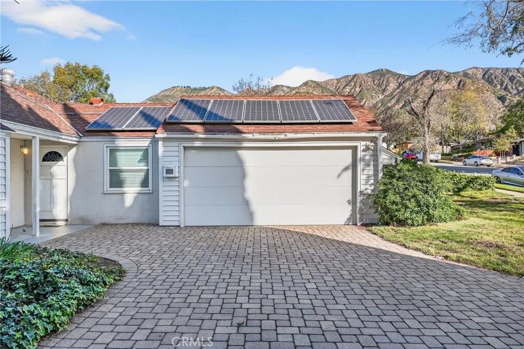 Photo of 1265 Hastings Ranch, Pasadena, CA 91107 (MLS # WS25279633)