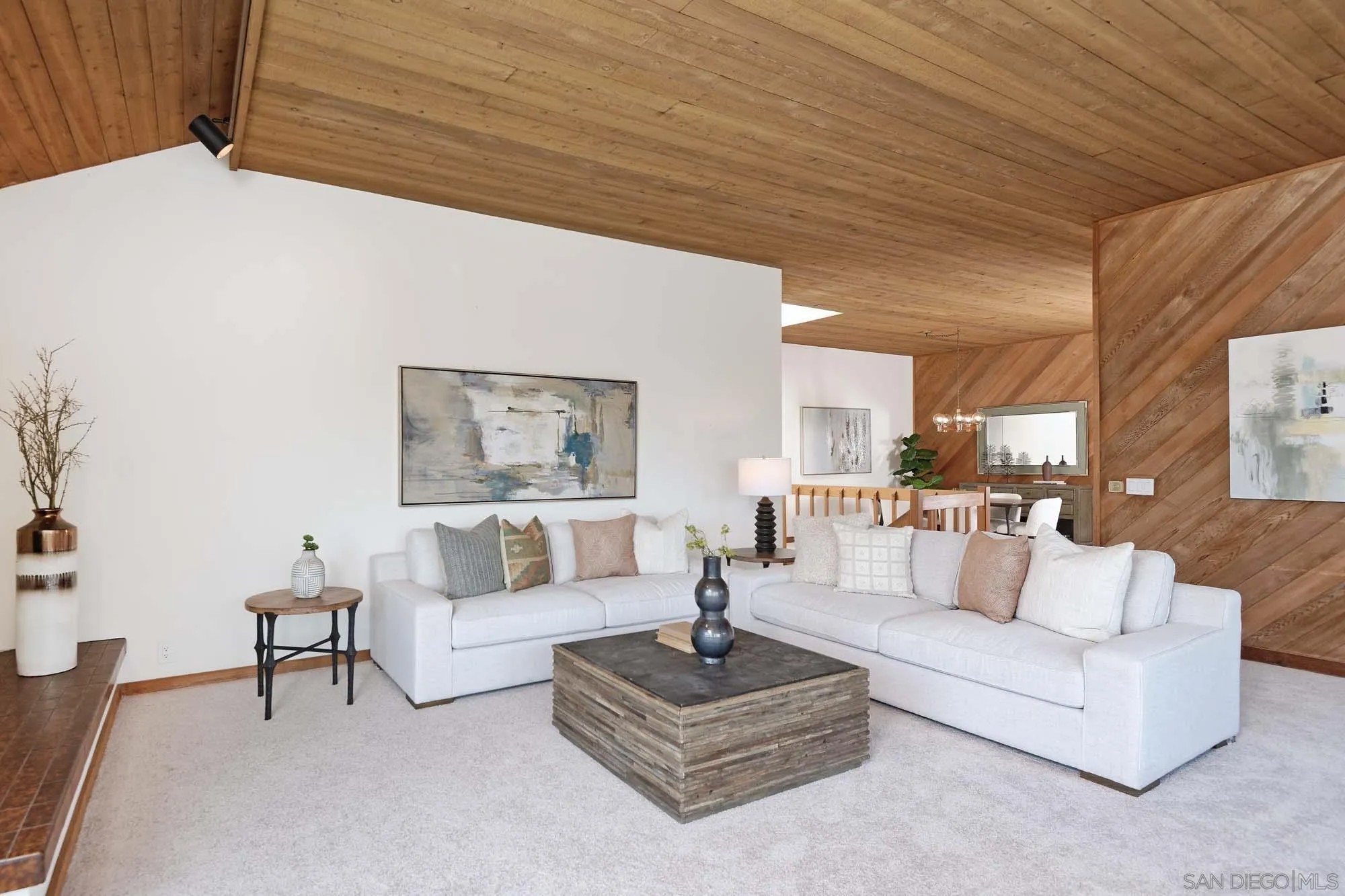 315 Colima Court