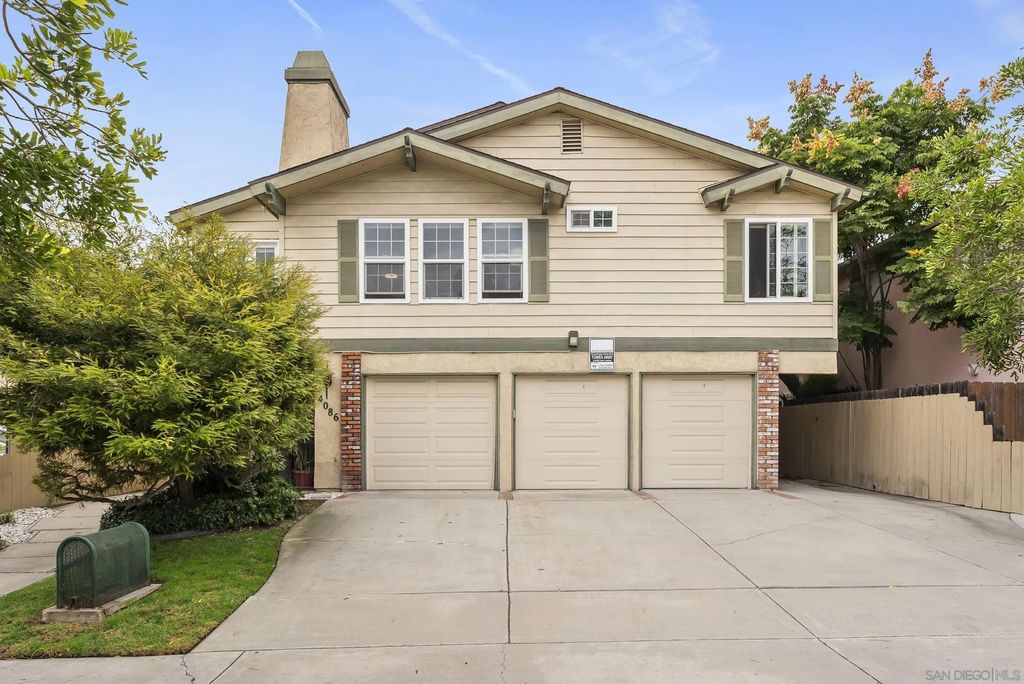 Photo of 4086 Georgia St #4, San Diego, CA 92103 (MLS # 260002050)