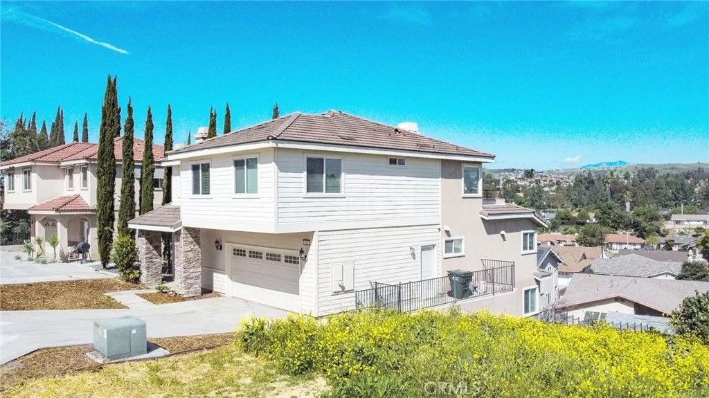 Photo of 309 Camino De Gloria, Walnut, CA 91789 (MLS # AR26095293)