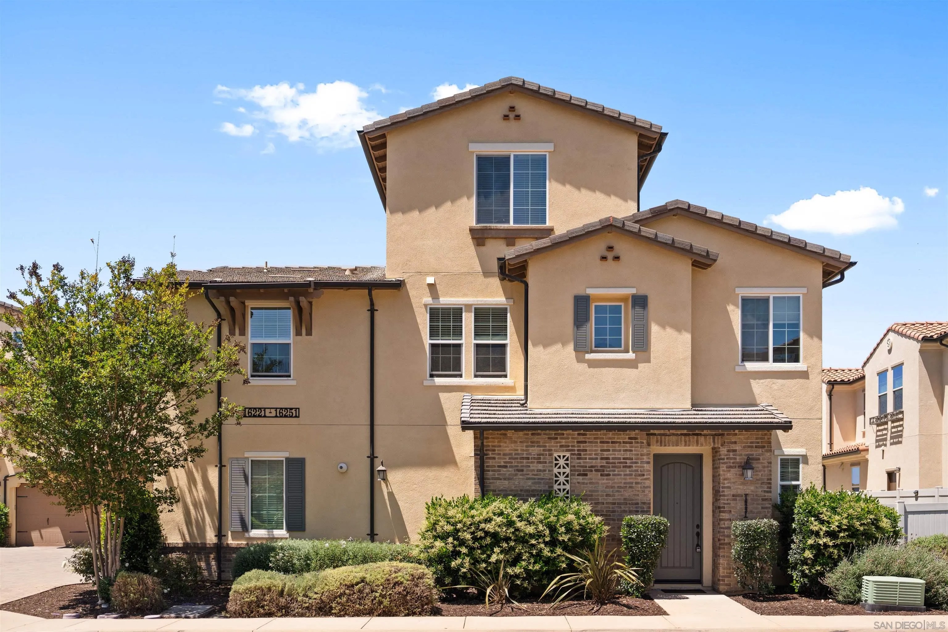 16221 Veridian Circle