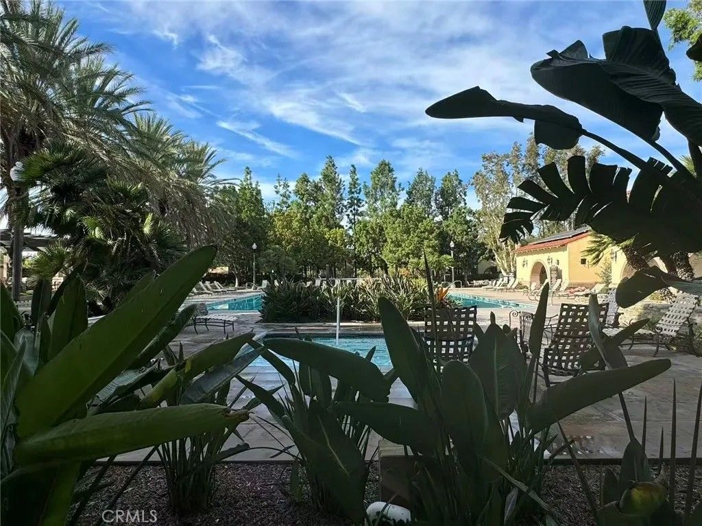 Photo of 10 Inglenook, Irvine, CA 92602 (MLS # OC25265462)