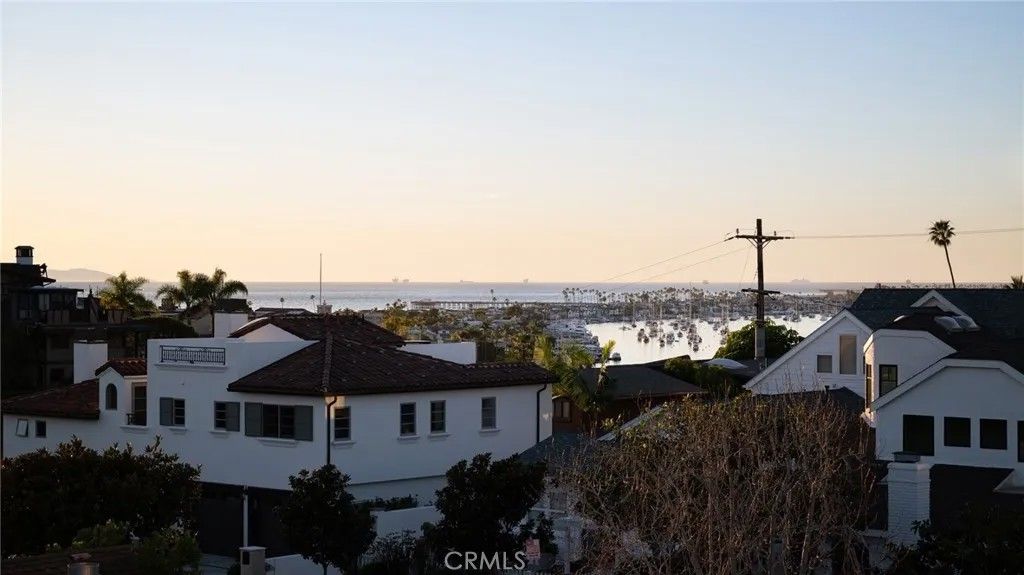 Photo of 416 Dahlia Ave #A2, Corona Del Mar, CA 92625 (MLS # OC26012577)