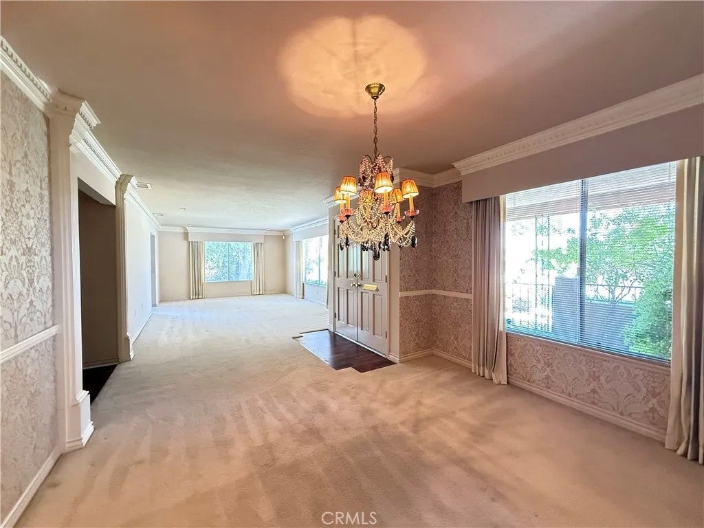26601 Amhurst Court