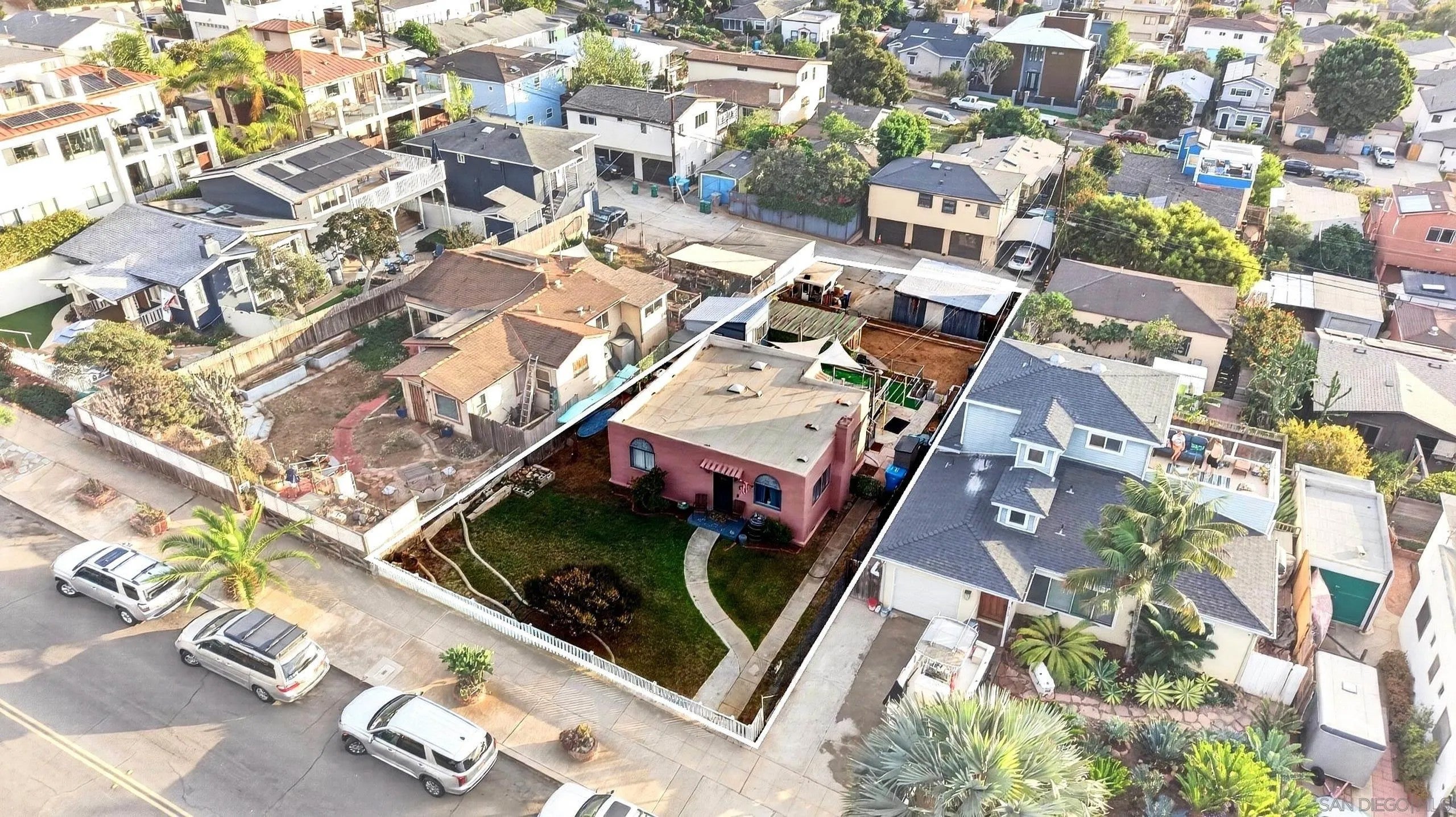 4745 Coronado