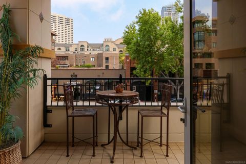Tiny photo for 700 W Harbor Drive #201, San Diego, CA 92101 (MLS # 250036230)