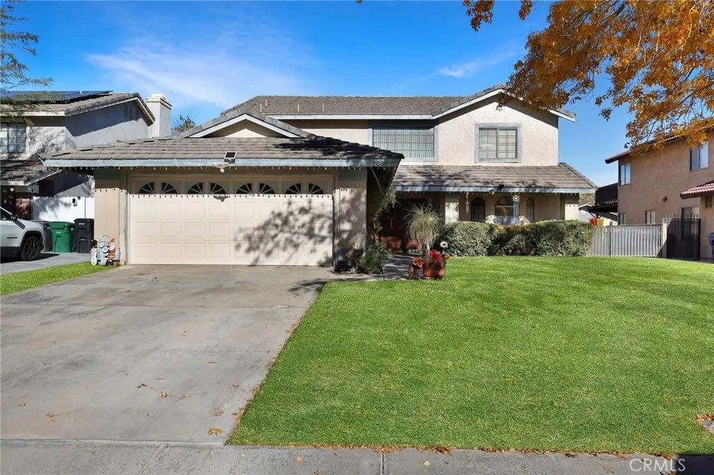Photo of 3027 W Avenue J4, Lancaster, CA 93536 (MLS # SR25274400)