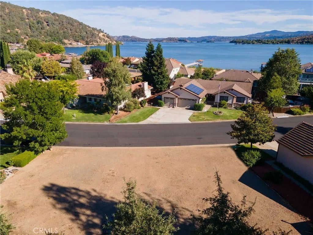 8336 Paradise Valley