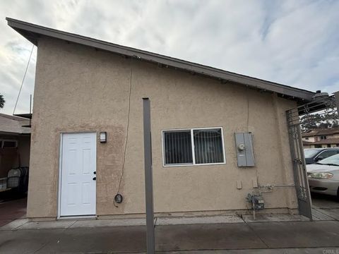 1533 Monterey Pine dr San Ysidro CA 92173