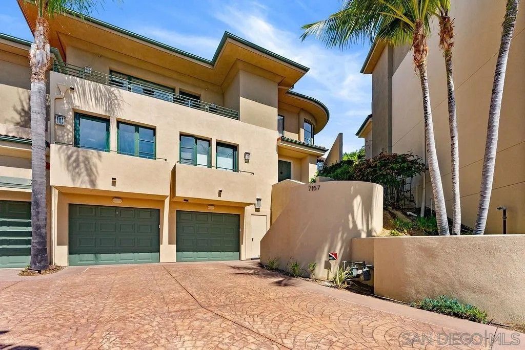 Photo of 7157 Fay Ave, La Jolla, CA 92037 (MLS # 260008058)