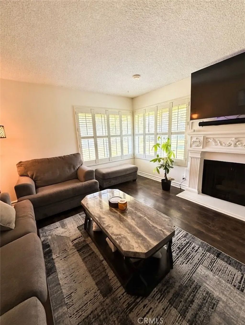 Photo of 26172 Rainbow Glen, Newhall, CA 91321 (MLS # SR26070462)