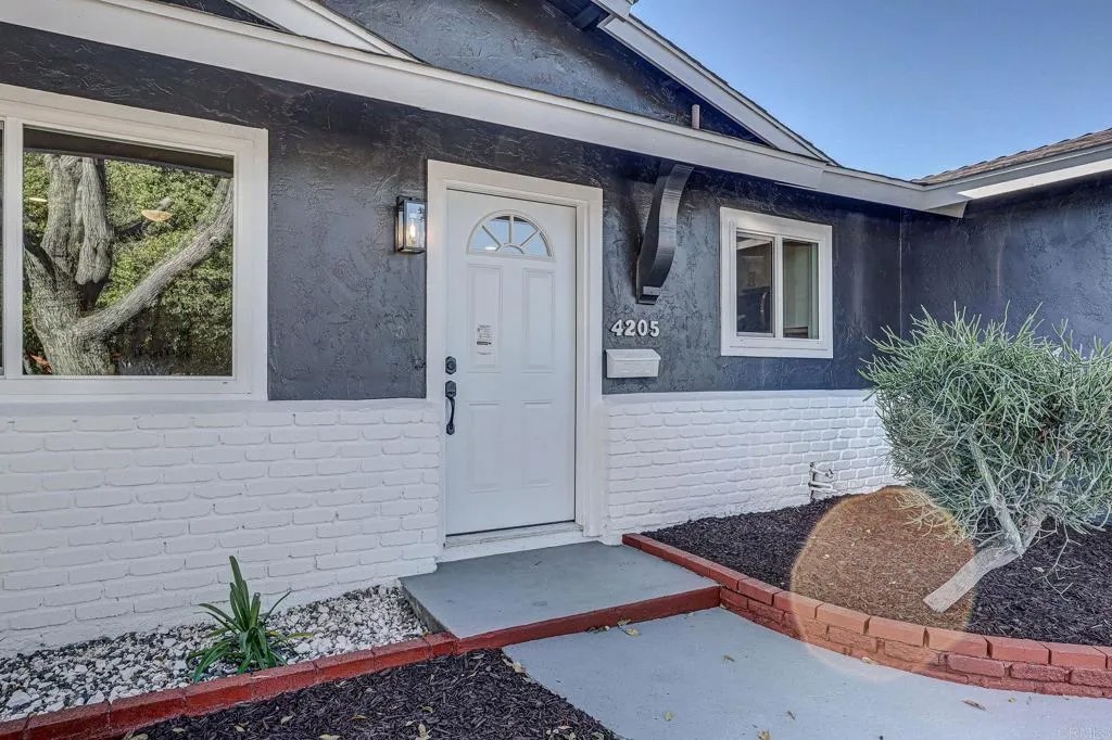 4205 Rene Dr