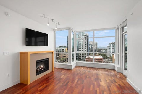 Tiny photo for 325 7th Avenue #1003, San Diego, CA 92101 (MLS # 260010091)
