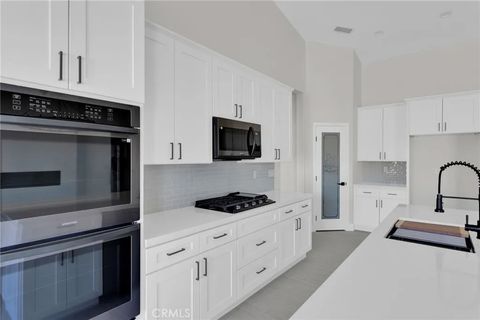 Tiny photo for 16339 Rimrock Rd. Road, Apple Valley, CA 92307 (MLS # IG25232608)