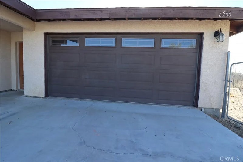 6966 Juniper