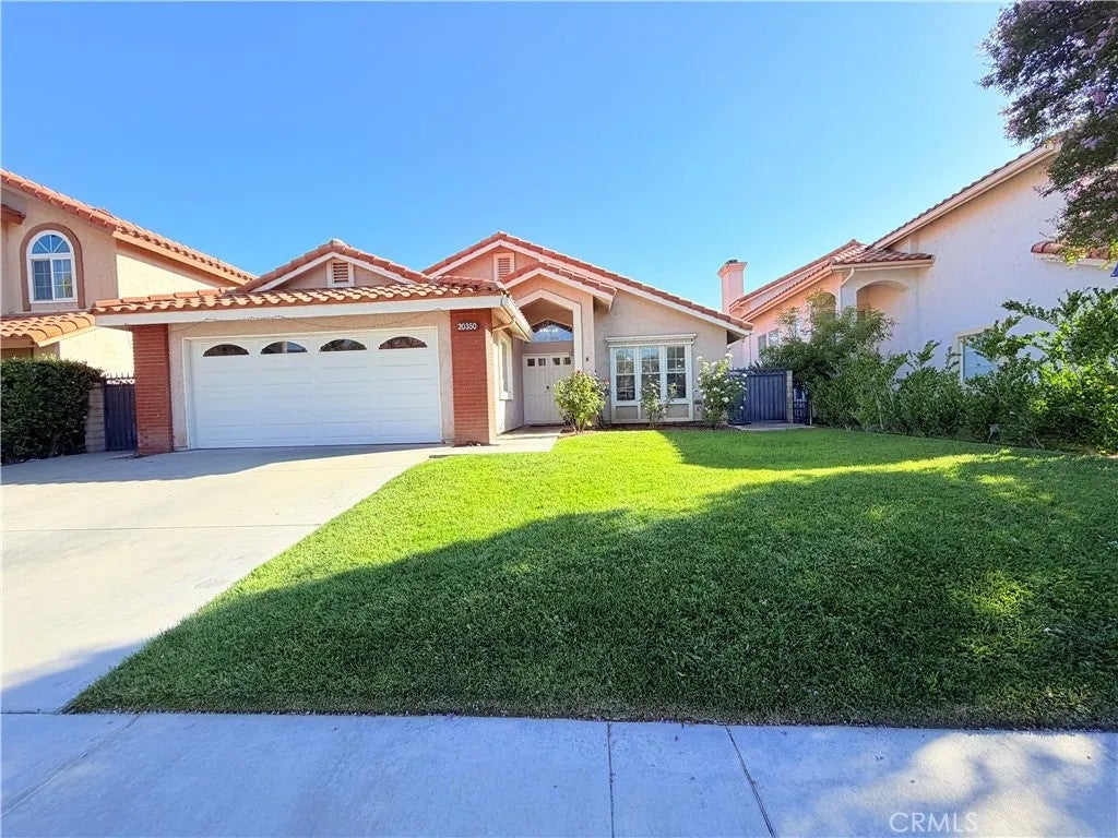 Photo of 20350 Calhaven DR, Saugus, CA 91390 (MLS # SR26160049)