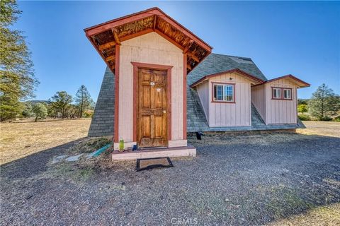 Tiny photo for 3311 Yucca Way, Clearlake Oaks, CA 95423 (MLS # LC25242584)