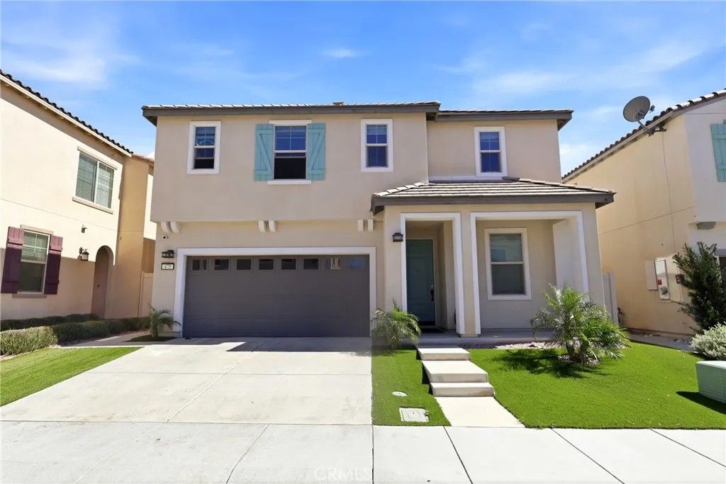 Photo of 475 N Glenwood Ave, Rialto, CA 92376 (MLS # CV26036472)