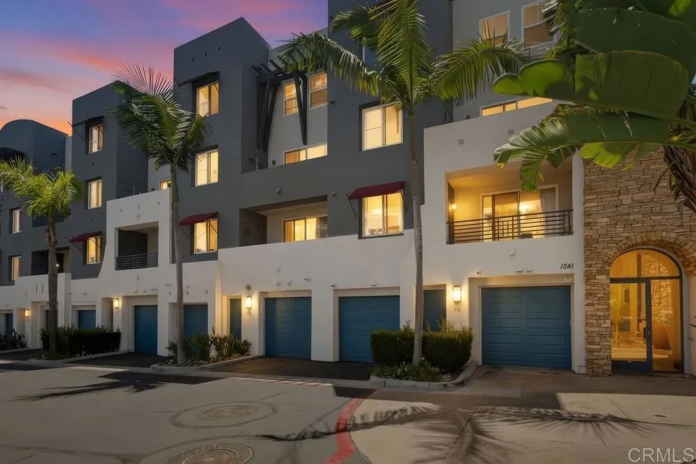 1241 Santa Cora Avenue 334