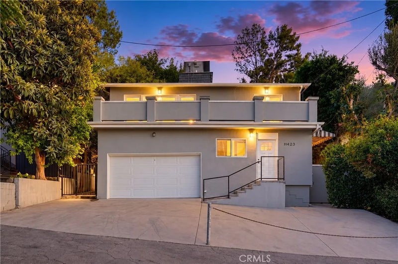 11423 Sunshine Terrace