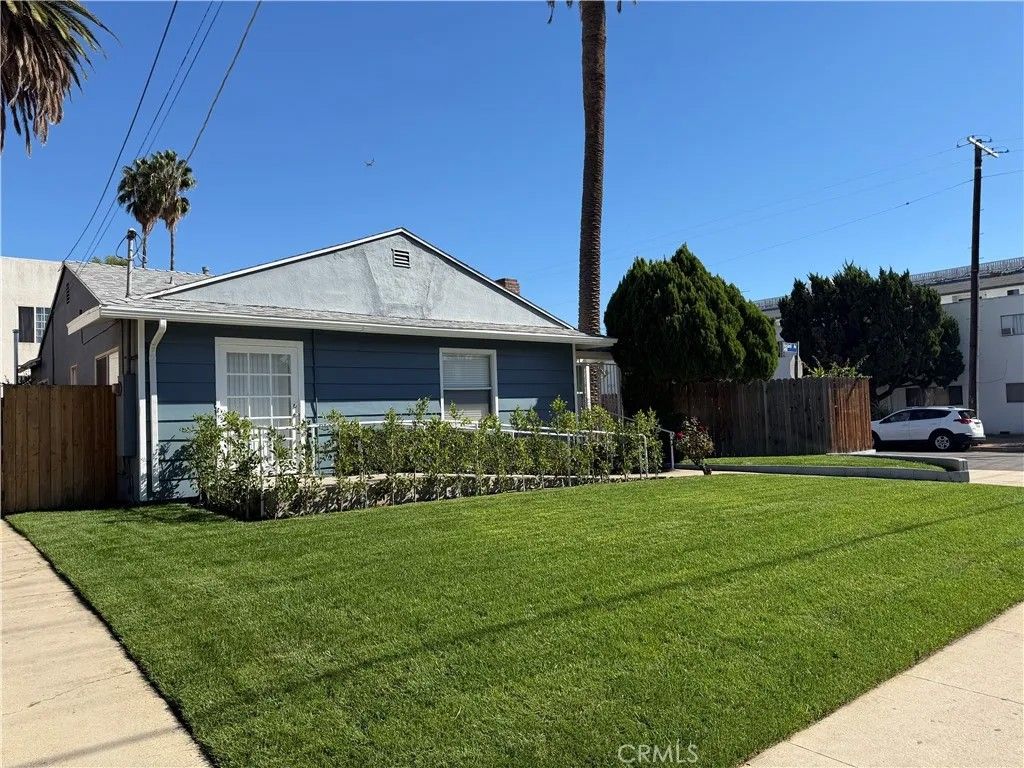 Photo of 7402 Haskell, Van Nuys, CA 91406 (MLS # SR26033630)