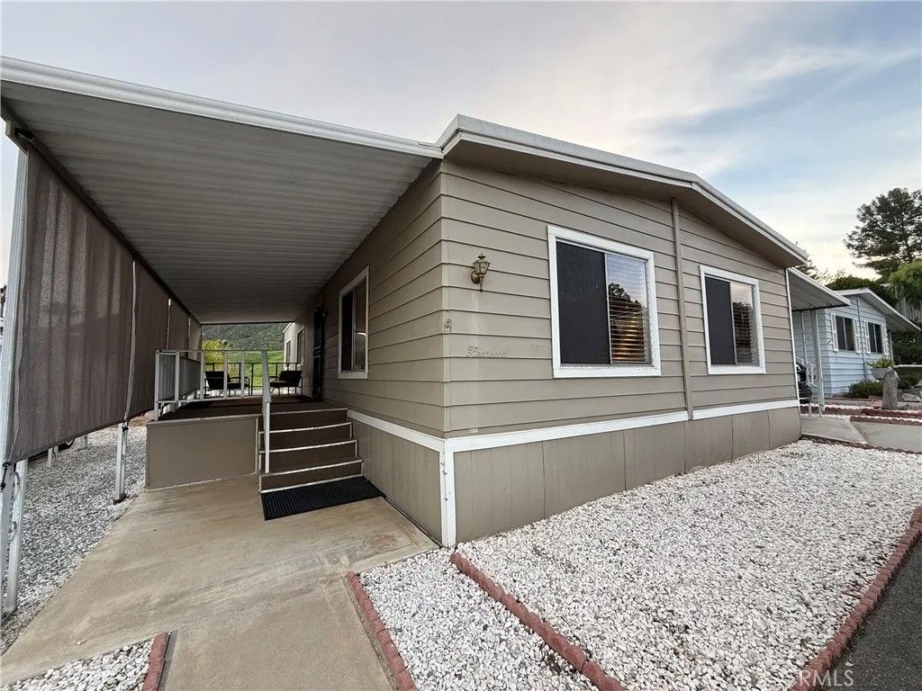 Photo of 32600 State Highway 74 Rd #140, Hemet, CA 92545 (MLS # SW26031560)