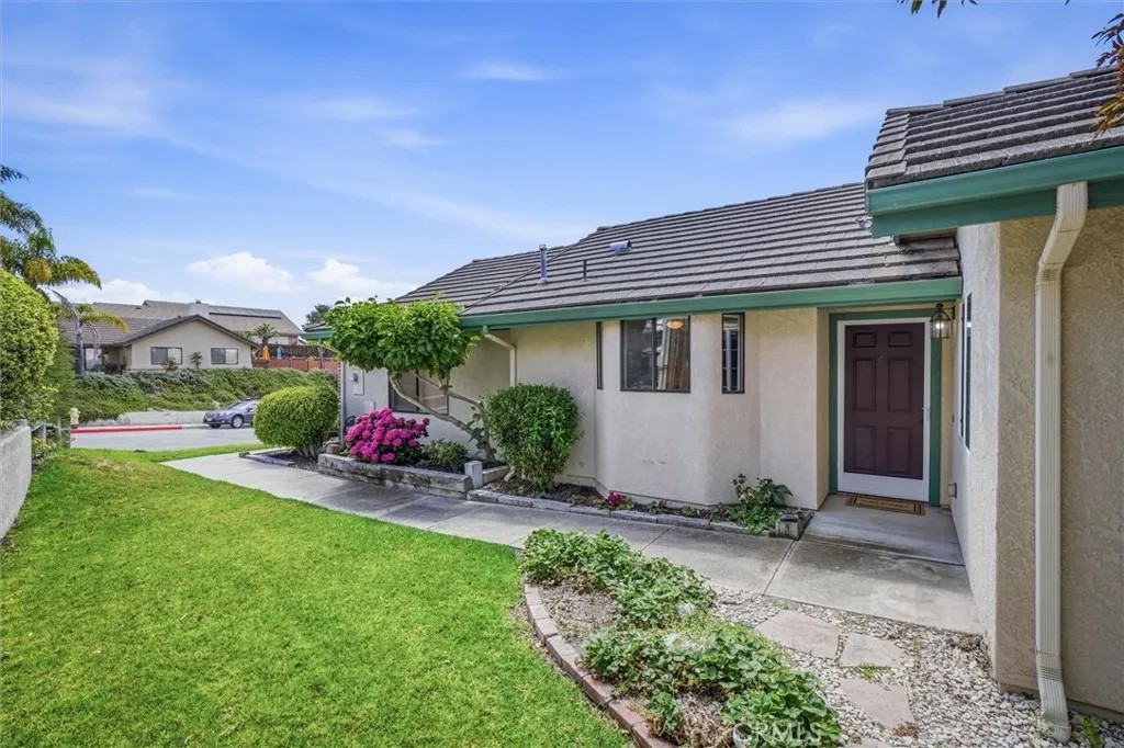 407 Chaparral