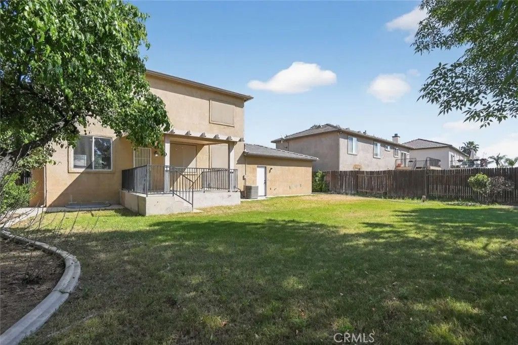 Photo of 423 Rian Noelle Court, Bakersfield, CA 93308 (MLS # SR26063412)