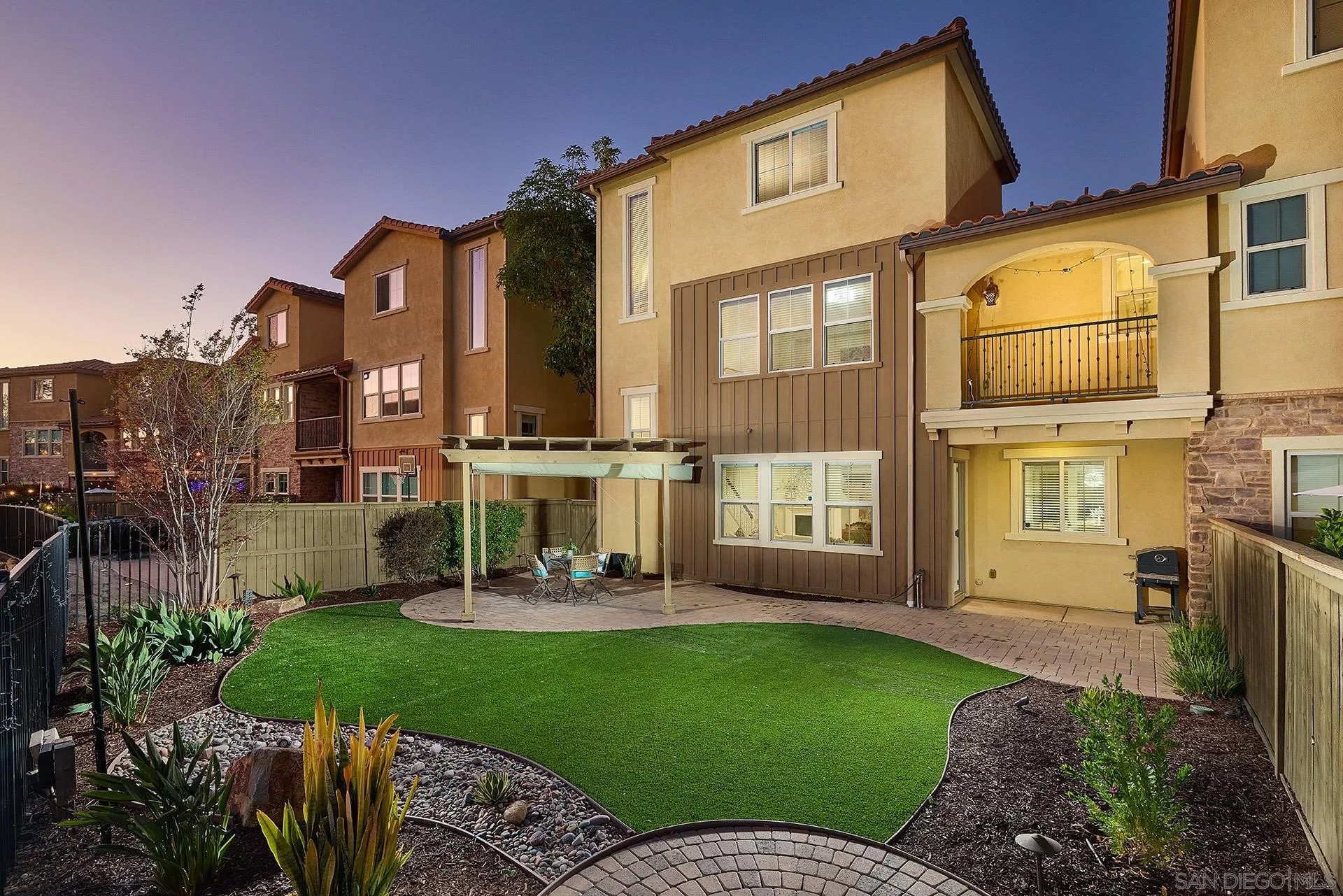 8541 Old Stonefield Chase