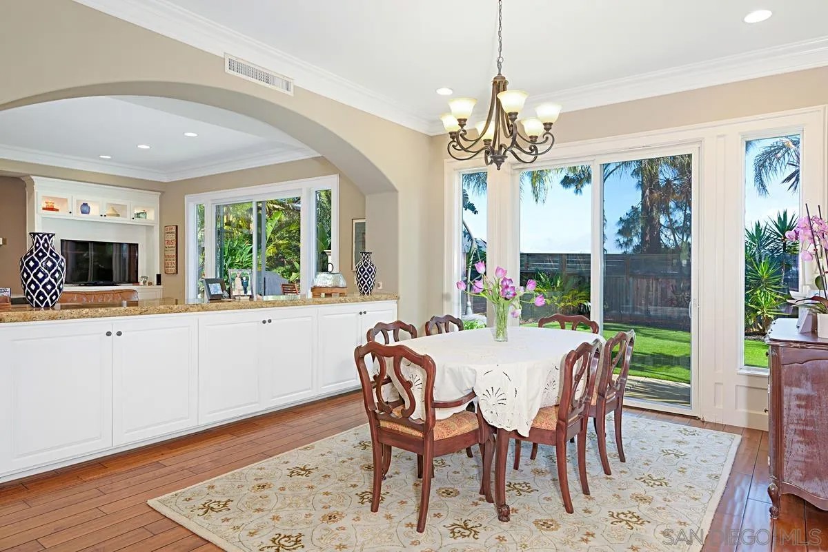 2498 Pinewood Street