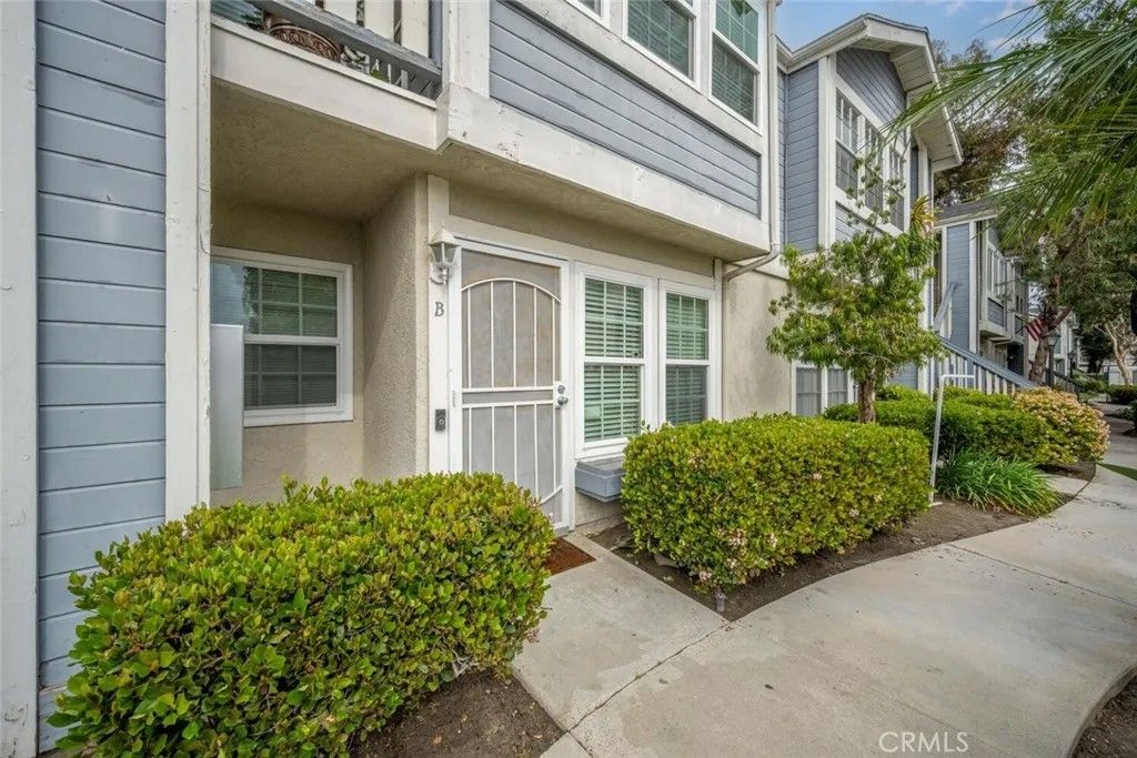 Photo of 701 S Hayward Street #B, Anaheim, CA 92804 (MLS # PW26029091)